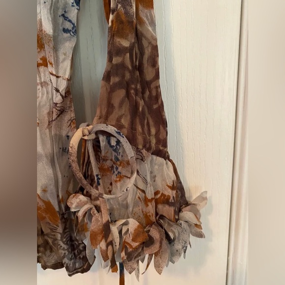 Beautiful Melanie Lyne Top - Picture 5 of 6